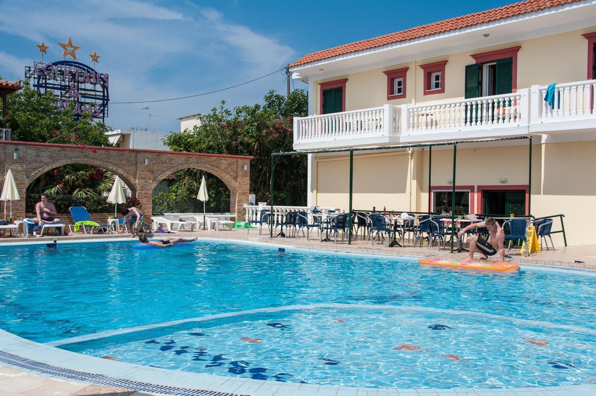 ホテル Club Zante Plaza ラガナス エクステリア 写真